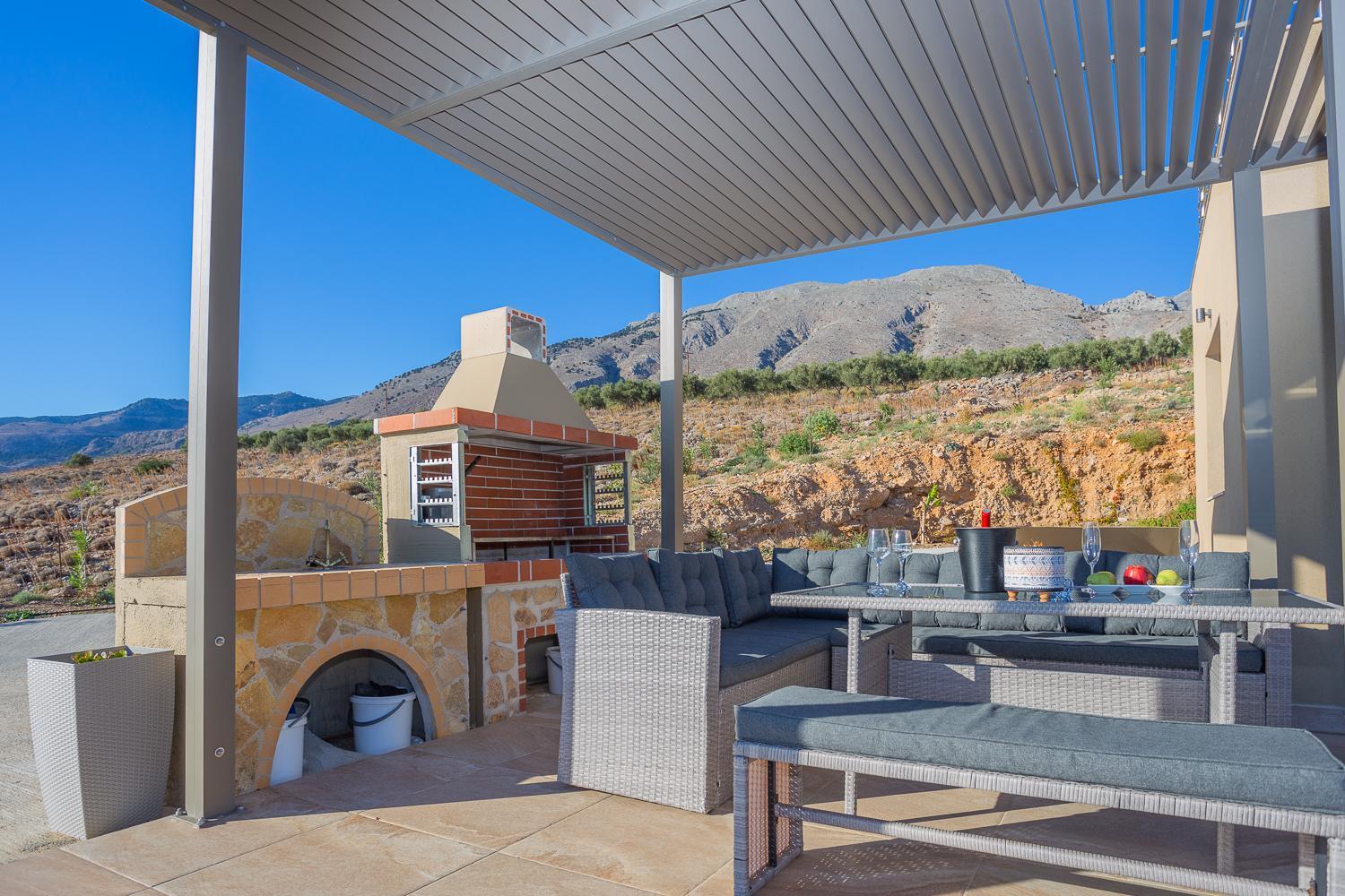 Olive And Aloe Villa
